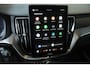 Volvo XC60 T6 Automaat Plug-in hybrid AWD Plus Black Edition | Luchtvering | Head-Up Display | Schuif/Kantel-Panoramadak | Harman Kardon Premium Audio | 21 inch Lichtmetalen Wielen | Volvo Guard Alarm |