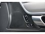 Volvo V90 2.0 T4 Business Sport | Trekhaak | Schuif/kantel Panoramadak | BLIS | Adaptieve cruise control | Pilot assist | Stoel + Stuurverwarming | Leder | Elektrisch verstelbare stoelen |