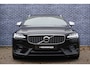 Volvo V90 2.0 T4 Business Sport | Trekhaak | Schuif/kantel Panoramadak | BLIS | Adaptieve cruise control | Pilot assist | Stoel + Stuurverwarming | Leder | Elektrisch verstelbare stoelen |