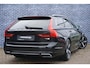 Volvo V90 2.0 T4 Business Sport | Trekhaak | Schuif/kantel Panoramadak | BLIS | Adaptieve cruise control | Pilot assist | Stoel + Stuurverwarming | Leder | Elektrisch verstelbare stoelen |