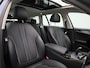 BMW 5-Serie Touring 520e 150kW | PANORAMADAK | ACHTERUITRIJCAMERA 360° | LEDER INTERIEUR | GROOT NAVIGATIE | CLIMATE CONTROL | LED VERLICHTING | TREKHAK WEGKLAPBAAR |