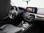 BMW 5-Serie Touring 520e 150kW | PANORAMADAK | ACHTERUITRIJCAMERA 360° | LEDER INTERIEUR | GROOT NAVIGATIE | CLIMATE CONTROL | LED VERLICHTING | TREKHAK WEGKLAPBAAR |