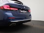 BMW 5-Serie Touring 520e 150kW | PANORAMADAK | ACHTERUITRIJCAMERA 360° | LEDER INTERIEUR | GROOT NAVIGATIE | CLIMATE CONTROL | LED VERLICHTING | TREKHAK WEGKLAPBAAR |