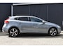 Volvo V40 T3 Automaat Polar+ Sport | Panoramadak | Achteruitrijcamera | Navigatie | Stoelverwarming | Standkachel | Trekhaak