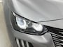 Peugeot 208 1.2 Hybrid Allure 110pk Automaat | 8 JAAR GARANTIE | Navigatie | Camera Voor + Achter | Climate Control | Cruise Control | 16"LMV | LED | Dodehoekdetectie | Apple Carplay/Android Auto |