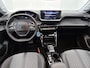 Peugeot 208 1.2 Hybrid Allure 110pk Automaat | 8 JAAR GARANTIE | Navigatie | Camera Voor + Achter | Climate Control | Cruise Control | 16"LMV | LED | Dodehoekdetectie | Apple Carplay/Android Auto |