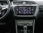 Volkswagen Tiguan 1.4 TSI 245pk DSG eHybrid Elegance · Panoramadak · Camera · Apple/Android Car Play · Navigatie · P-Sensoren · 18'' Inch ·