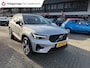 Volvo XC40 1.5 T4 Plug-in hybrid Plus Dark / Panorama-dak / Harman-Kardon / camera / stuur en stoel verwarming