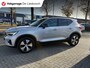 Volvo XC40 1.5 T4 Plug-in hybrid Plus Dark / Panorama-dak / Harman-Kardon / camera / stuur en stoel verwarming
