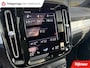 Volvo XC40 1.5 T4 Plug-in hybrid Plus Dark / Panorama-dak / Harman-Kardon / camera / stuur en stoel verwarming