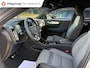 Volvo XC40 1.5 T4 Plug-in hybrid Plus Dark / Panorama-dak / Harman-Kardon / camera / stuur en stoel verwarming