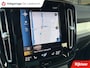 Volvo XC40 1.5 T4 Plug-in hybrid Plus Dark / Panorama-dak / Harman-Kardon / camera / stuur en stoel verwarming