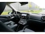 Mercedes-Benz Vito 119 CDI Lang DC Comfort 4X4 | 190PK | Face lift Uitvoering 2024 |5 persoons |Trekhaak |Adaptive cruise |Multibeam LED |Carplay en Android auto |Rondom Camera s| Standkachel | Leren bekleding | Clima | 2 schuifdeuren | 2 achterdeuren | VOL VOL VOL OPTIES