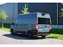 Fiat Ducato 35 2.2 MultiJet L2H2 Nieuw dashboard |140 pk |Topstaat |BPM voordeel |Lanzarotte grijs |Trekhaak |Digitaal dashboard |10" navigatiesysteem |Carplay |Digitale achteruitkijkspiegel