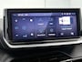 Peugeot 2008 1.2 Hybrid Allure 145pk Automaat | 8 JAAR GARANTIE | Trekhaak | Navigatie | Camera Voor + Achter | Adaptieve Cruise Control | LED | Dodehoekdetectie | Keyless Entry/Start | 17"LMV |
