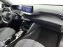 Peugeot 2008 1.2 Hybrid Allure 145pk Automaat | 8 JAAR GARANTIE | Trekhaak | Navigatie | Camera Voor + Achter | Adaptieve Cruise Control | LED | Dodehoekdetectie | Keyless Entry/Start | 17"LMV |