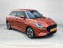 Suzuki Swift 1.2 Comfort Smart Hybrid Fabrieksgarantie tot 2035 | Navigatie | Cruise Control | 16' LMV