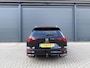 Volkswagen Golf Variant 1.5 eTSI 150pk DSG-7 R-Line Business RIJKLAAR IQ LED ELEKTR TREKHAAK HARMAN KARDON WINTERPAKET BLINDSPOT PARK ASSIST