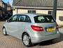Mercedes-Benz B-klasse 180 Ambition Aut. 1e Eig! Xenon Trekhaak NAP NL-Auto Dealeronderhouden!