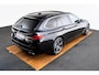 BMW 5-Serie Touring 530e xDrive Trekhaak - Panoramadak - Driving Assistant Professional - Head up - High Beam Assistant - Sportstoelen - Elektrisch verwarmbare/verstelbare stoelen - Comfort Access - Parking Assistant -
