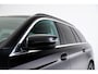 BMW 5-Serie Touring 530e xDrive Trekhaak - Panoramadak - Driving Assistant Professional - Head up - High Beam Assistant - Sportstoelen - Elektrisch verwarmbare/verstelbare stoelen - Comfort Access - Parking Assistant -