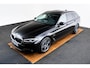 BMW 5-Serie Touring 530e xDrive Trekhaak - Panoramadak - Driving Assistant Professional - Head up - High Beam Assistant - Sportstoelen - Elektrisch verwarmbare/verstelbare stoelen - Comfort Access - Parking Assistant -