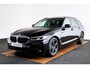 BMW 5-Serie Touring 530e xDrive Trekhaak - Panoramadak - Driving Assistant Professional - Head up - High Beam Assistant - Sportstoelen - Elektrisch verwarmbare/verstelbare stoelen - Comfort Access - Parking Assistant -