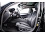 BMW 5-Serie Touring 530e xDrive Trekhaak - Panoramadak - Driving Assistant Professional - Head up - High Beam Assistant - Sportstoelen - Elektrisch verwarmbare/verstelbare stoelen - Comfort Access - Parking Assistant -