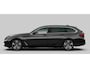 BMW 5-Serie Touring 530e xDrive Trekhaak - Panoramadak - Driving Assistant Professional - Head up - High Beam Assistant - Sportstoelen - Elektrisch verwarmbare/verstelbare stoelen - Comfort Access - Parking Assistant -