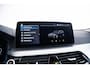 BMW 5-Serie Touring 530e xDrive Trekhaak - Panoramadak - Driving Assistant Professional - Head up - High Beam Assistant - Sportstoelen - Elektrisch verwarmbare/verstelbare stoelen - Comfort Access - Parking Assistant -