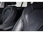BMW 5-Serie Touring 530e xDrive Trekhaak - Panoramadak - Driving Assistant Professional - Head up - High Beam Assistant - Sportstoelen - Elektrisch verwarmbare/verstelbare stoelen - Comfort Access - Parking Assistant -