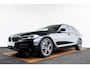 BMW 5-Serie Touring 530e xDrive Trekhaak - Panoramadak - Driving Assistant Professional - Head up - High Beam Assistant - Sportstoelen - Elektrisch verwarmbare/verstelbare stoelen - Comfort Access - Parking Assistant -