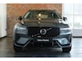 Volvo XC60 T6 Plug-in hybrid AWD Plus | Verwarmbare voorstoelen | Verwarmbaar stuurwiel | Verwarmbare achterbank | Panoramadak | Rondom zichtcamera | 20 inch Lichtmetalen velgen | Alarmklasse 3