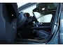 Volvo XC60 T6 Plug-in hybrid AWD Plus | Verwarmbare voorstoelen | Verwarmbaar stuurwiel | Verwarmbare achterbank | Panoramadak | Rondom zichtcamera | 20 inch Lichtmetalen velgen | Alarmklasse 3