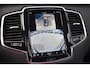 Volvo XC90 T8 Plug-in hybrid AWD Ultra Dark | Verwarmde, Geventileerde en Masserende Voorstoelen | Luchtvering | Panoramisch Schuif-/Kanteldak | Semi-Elektrische Trekhaak | 360º Camera | Gelamineerd en Getint Glas Achter| Bowers & Wilkins |