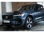 Volvo XC60 T6 Plug-in hybrid AWD Plus Dark | Adaptive cruise control | 360° parkeercamera | BLIS | Wegklapbare trekhaak | Panoramadak | Stoel en stuurwielverwarming | Lederen bekleding | Google infotainment | Parkeersensoren voor + achter