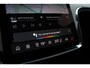Volvo EX90 Twin Motor Performance Ultra 7p. 111 kWh | Panoramadak | Semi elektrische trekhaak | Luchtvering | Voorstoelen verwarmbaar met massagefunctie | Verwarmbaar stuurwiel | Verwarmbare achterbank | Adaptieve Cruise Control | Alarmklasse 3 | Visual Park Assist |