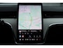 Volvo EX90 Twin Motor Performance Ultra 7p. 111 kWh | Panoramadak | Semi elektrische trekhaak | Luchtvering | Voorstoelen verwarmbaar met massagefunctie | Verwarmbaar stuurwiel | Verwarmbare achterbank | Adaptieve Cruise Control | Alarmklasse 3 | Visual Park Assist |
