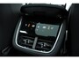 Volvo EX90 Twin Motor Performance Ultra 7p. 111 kWh | Panoramadak | Semi elektrische trekhaak | Luchtvering | Voorstoelen verwarmbaar met massagefunctie | Verwarmbaar stuurwiel | Verwarmbare achterbank | Adaptieve Cruise Control | Alarmklasse 3 | Visual Park Assist |