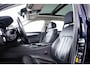 BMW 5-Serie Touring 530e xDrive Luxury Line - Panoramadak - Driving Assistant Professional - Soft-Close - BMW Laserlight - Comfort Access - Head up - Comfortstoelen - Massage stoelen - Stuurwielrand verwarmd -