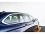 BMW 5-Serie Touring 530e xDrive Luxury Line - Panoramadak - Driving Assistant Professional - Soft-Close - BMW Laserlight - Comfort Access - Head up - Comfortstoelen - Massage stoelen - Stuurwielrand verwarmd -