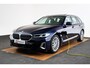BMW 5-Serie Touring 530e xDrive Luxury Line - Panoramadak - Driving Assistant Professional - Soft-Close - BMW Laserlight - Comfort Access - Head up - Comfortstoelen - Massage stoelen - Stuurwielrand verwarmd -