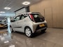 Toyota Aygo 1.0 VVT-i x-play * Navigatie / Camera / LED / Bluetooth / NL Auto *
