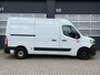 Renault Master Red 2.3 dCi 150PK L2H2 35T / Cruise / LED / Camera / Trekhaak / Airco / PDC / Navi / Bluetooth / Draadloze telefoonlader