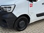 Renault Master Red 2.3 dCi 150PK L2H2 35T / Cruise / LED / Camera / Trekhaak / Airco / PDC / Navi / Bluetooth / Draadloze telefoonlader
