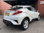 Toyota C-HR / C-HR+ 1.8 Hybrid Dynamic // KEYLESS // LED // NAVI // CAMERA // PDC V+A // ADAPTIVE CRUISE // TREKHAAK!!