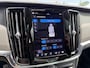 Volvo V90 2.0 T8 Plug-in hybrid AWD Ultra Dark 455PK! | | 360° Camera | Massage | Luchtvering | Trekhaak | 20"lm velgen | Bowers & Wilkins | Adaptieve cruise | Panoramadak | Gelaagd glas | Geventileerd leer |