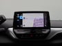 Volkswagen ID.4 Pro 77 kWh 174PK Aut. SOH 97%, Trekhaak, Parkeersensoren voor en achter, Navi, 19" LM Velgen, Adaptieve Cruise Control