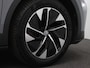 Volkswagen ID.4 Pro 77 kWh 174PK Aut. SOH 97%, Trekhaak, Parkeersensoren voor en achter, Navi, 19" LM Velgen, Adaptieve Cruise Control