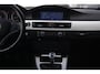 BMW 3-Serie 318i Business / CRUISE / PDC / APK 10-02-2027 / NAVI PRO